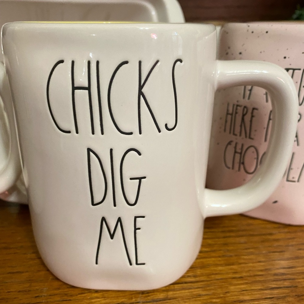 Rae Dunn Chicks Dig Me Mug